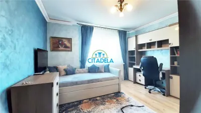 Duplex de Vânzare în Cetate | 4 Camere | Finisaje Premium | Gata de Mutare - foto 9