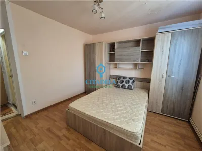 Apartament 2 camere, decomandat 76000 euro - foto 5