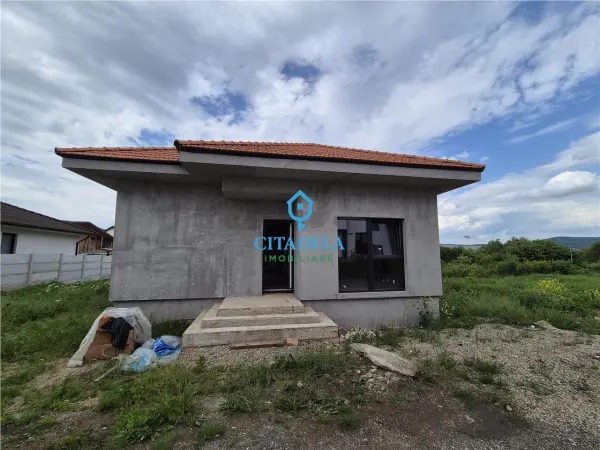 Casă 4 camere Alba Iulia - poza 1