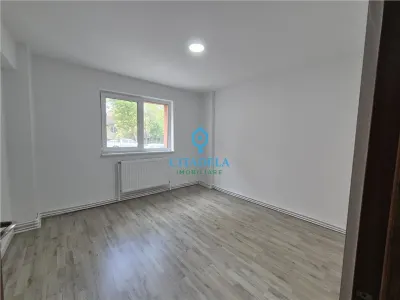 Apartament 2 camere decomandat,Cetate Mercur, 88000 euro - foto 4