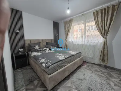 Apartament 2 camere,Cetate,ultrafinisat 98000 euro - foto 6