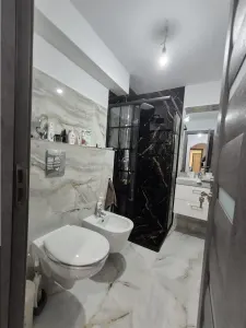 Apartament 2 camere,Cetate,ultrafinisat 98000 euro - foto 9