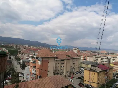 Apartament 2 camere, Centru-, 350 euro - Alba Iulia