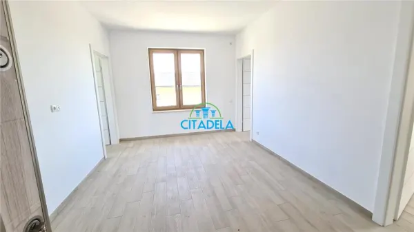 Apartament 3 camere Alba Iulia - poza 1
