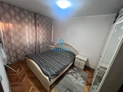 Apartament 2 camere Cetate bulevardul Transilvaniei 350 eur - foto 8
