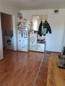 Apartament 2 camere,decomandat,Cetate Mercur 86000 euro - foto 13