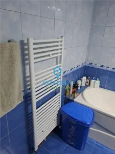 Apartament 2 camere,decomandat,Cetate Mercur 86000 euro - foto 9