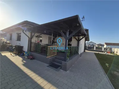 Casa Nouă de Vânzare în Alba Iulia - 4 Camere, Zona Orizont, 447 mp - foto 1