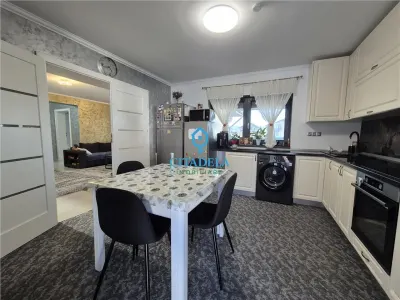 Casa Nouă de Vânzare în Alba Iulia - 4 Camere, Zona Orizont, 447 mp - foto 13