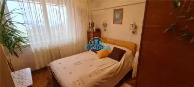 Apartament de vanzare 4 camere, Ampoi 1, Alba Iulia - foto 1