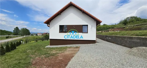 Casă 4 camere Alba Iulia - poza 2