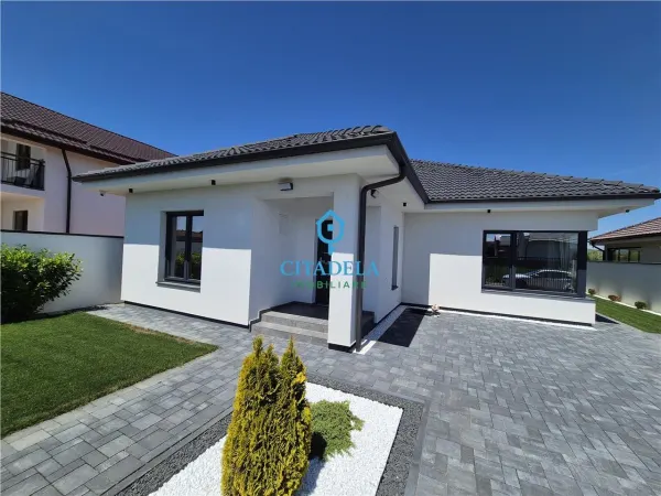 Casă 4 camere Alba Iulia - poza 1