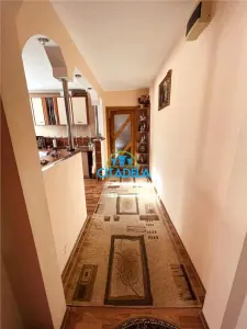 Apartament 3 camere Cetate,etaj 3,75000 eueo - foto 5