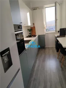Apartament 3 camere ,Ampoi 3,78 mp utili,106000 euro - foto 7
