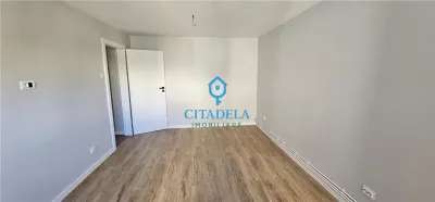 Apartament 3 camere, decomandat,Cetate etaj 1, recent renovat - foto 2