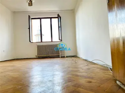 Apartament 3 camere  Proprietati Cetate- Gladiolelor - foto 1