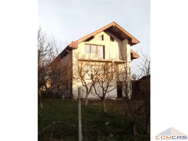 Casă 8 camere Ardud - poza 1