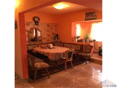 Apartament 4 camere de vanzare Micro 17 - Satu Mare