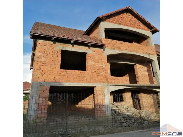 Casă 12 camere Satu Mare - poza 1