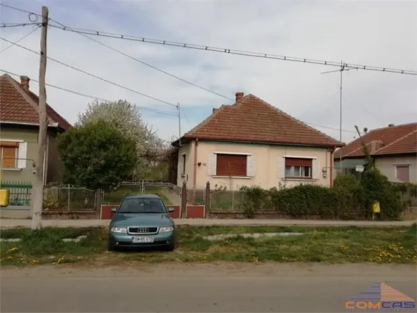 Casă 3 camere Apa - poza 1