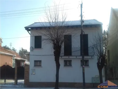 CASA VILA DE INCHIRIAT SATU MARE str BARBU DELAVRANCIA nr 8 - Satu Mare