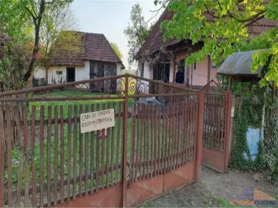 CASA DE VANZARE IN IEGHERESTE com.CRUCISOR - foto 1