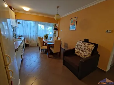 De vanzare apartament cu 2 camere strada Paulestiului - foto 6