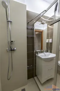 Vând apartament cu o camera, mobilat si utilat - Bulevardul Traian - foto 15
