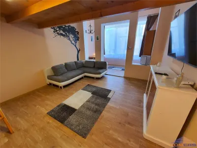 Vând apartament cu o camera, mobilat si utilat - Bulevardul Traian - foto 3