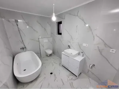 Casa in Martinesti de vanzare sau de inchiriat - foto 8
