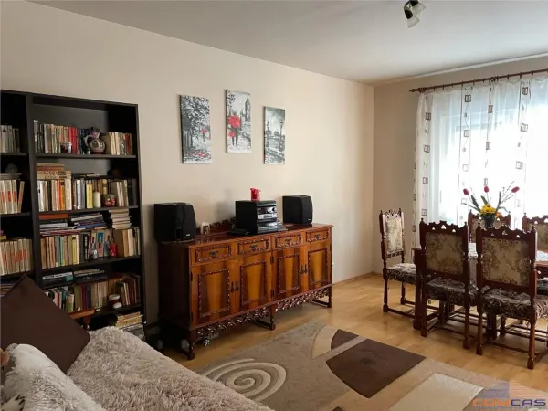 Apartament 5 camere Satu Mare - poza 1