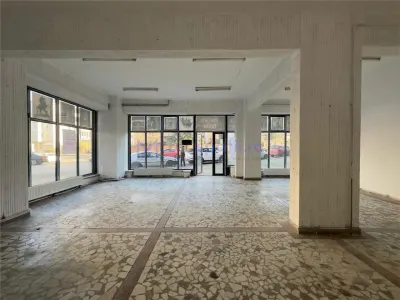 Spatiu comercial, 101mp, semicentru, Podul de Fier Iasi, spre aeroport - foto 2