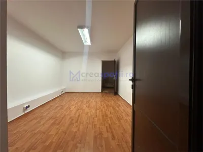Spatii comerciale cu vad, centru Iasi, de la 55mp la 240mp - foto 11