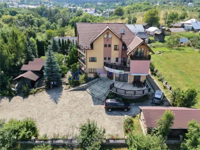 Pensiune profitabila la Varatec, 683mp - foto 3
