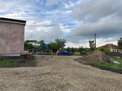 Spatiu Sipote, de la 100mp la 202mp, pt. magazin, productie - foto 8