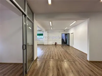 Spatiu comercial/ birouri, gara Iasi, 84mp, lift, et. 1, la strada - foto 12