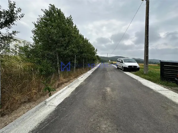 Teren Târgu Neamț - poza 2