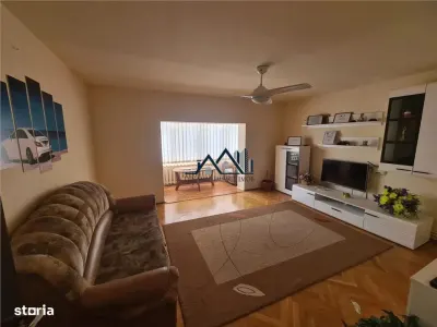 Apartament 3 camere,2 bai,2 balcoane.Centrul Civic! - foto 4