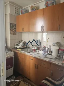 Garsonieră  Tractorul , B-dul 13 Decembrie ,zona CORESI! - foto 12