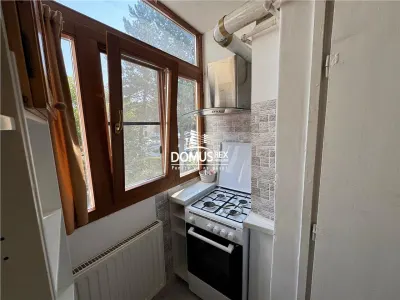 Inchiriez ap.2 camere, decomandat,finisat,CT,Manastur-zona Sirena - foto 4