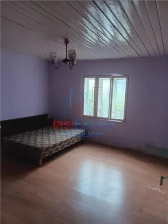Casă 3 camere Vorovesti - poza 7
