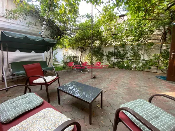 Casă 7 camere București - poza 2