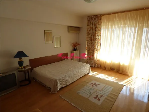 Apartament 5 camere București - poza 3