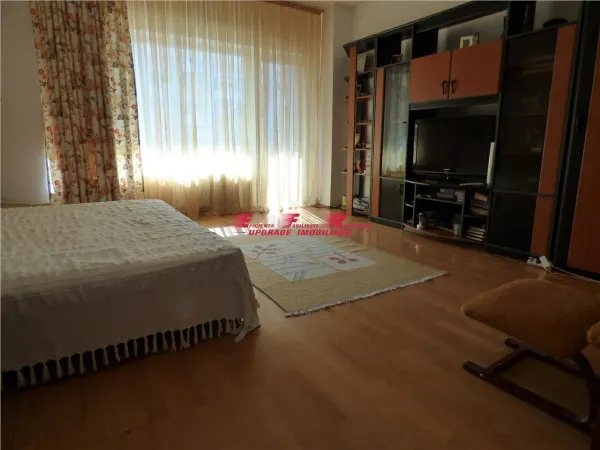 Apartament 5 camere București - poza 7