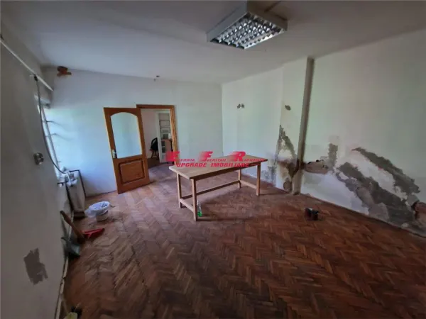 Casă 2 camere București - poza 1