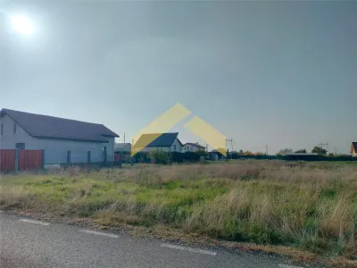 Teren intravilan de vanzare in localitatea Fantanele - foto 6