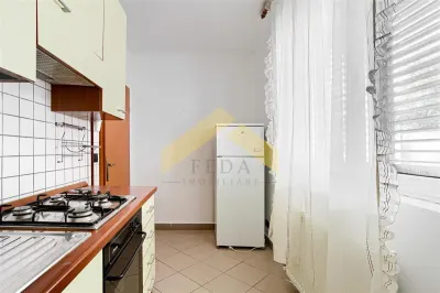 Apartament cu 3 camere de inchiriat, Comuna Galsa Arad - foto 12
