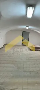 Spatiu comercial la demisol de vanzare Parcul Reconcilierii - Arad
