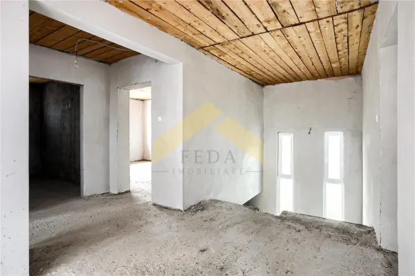 Casă 10 camere Ineu - poza 16