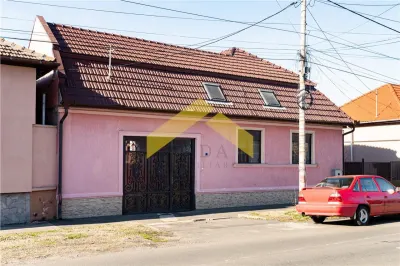Casa in zona Parneava 5 camere de vanzare - Arad